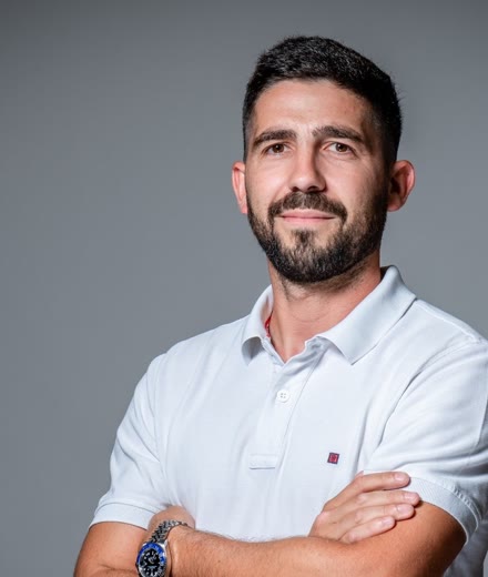 Porträt von Marcos Saraiva, Gründer und Geschäftsführer der Saraiva Group